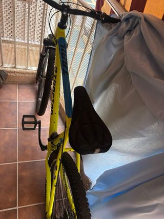 Bicicleta Atractor Amarilla