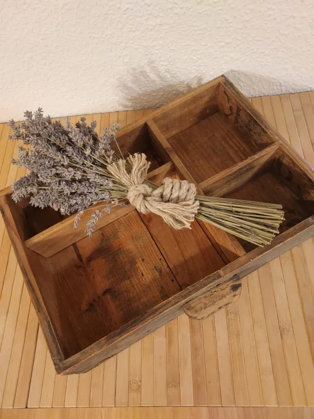 Cajón de madera antiguo