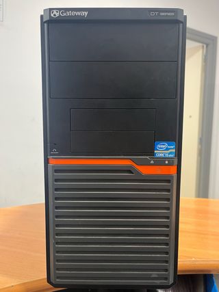 Gateway DT71 Ordenador de Sobremesa
