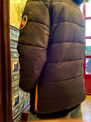 Anorak Canguro Ellesse Hombre Negro Naranja