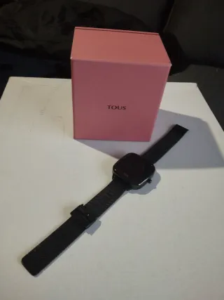 Reloj Tous Negro con Caja Rosa