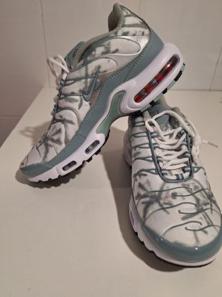 Zapatillas NIKE Air TN Talla 42 (NUEVAS)