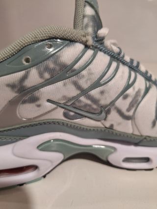 Zapatillas NIKE Air TN Talla 42 (NUEVAS)