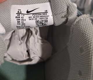 Zapatillas NIKE Air TN Talla 42 (NUEVAS)