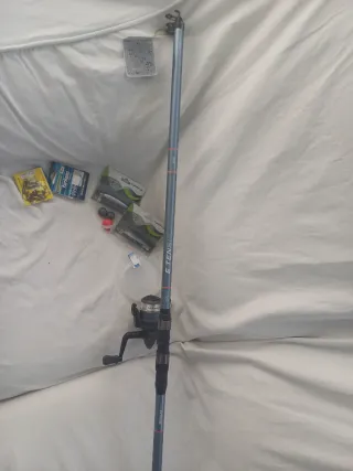 Caña de pescar y accesorios