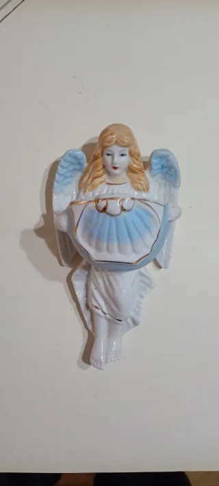 Acquasantiera Neundorf in porcellana