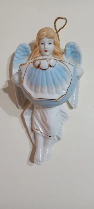 Acquasantiera Neundorf in porcellana