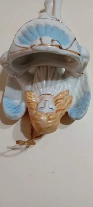 Acquasantiera Neundorf in porcellana