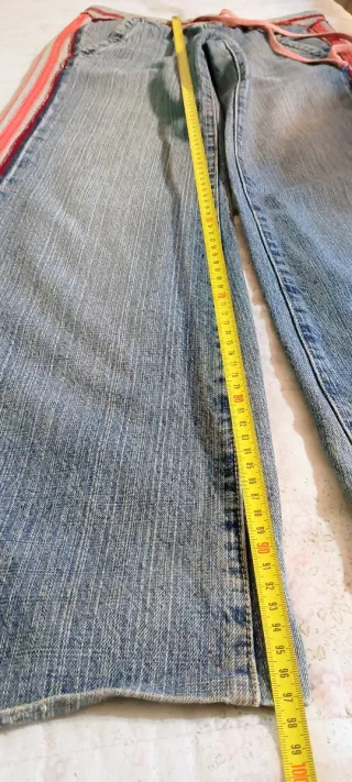 Jeans vita elasticizzata con laccetto