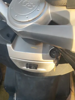 Guardabarros delantero TGB XMOTION y tapa cofre