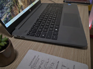 HP 15.6 i5 11th Gen 32GB RAM Win11