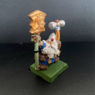 Herrero Rúnico Enano Warhammer