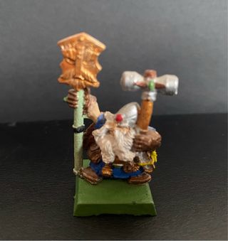 Herrero Rúnico Enano Warhammer