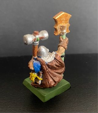 Herrero Rúnico Enano Warhammer