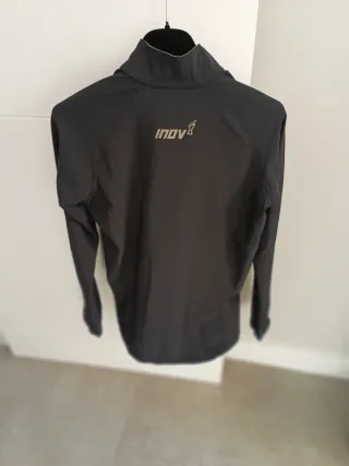 Sudadera shoftsell  Inov-8 media cremallera