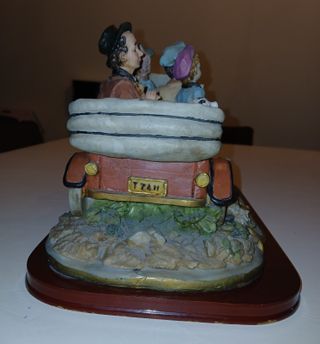 Statuetta D.W. Poly Collection 40x25cm
