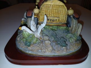 Statuetta D.W. Poly Collection 40x25cm