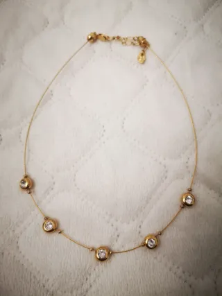 Gargantilla Swarovski dorada con cristales