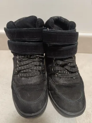 Zapatillas de tacón negras