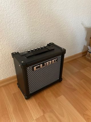 Guitarra Fender Squier Tele zurda + Ampli Roland