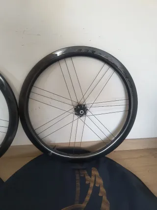 Ruedas Campagnolo Bora Ultra WTO 45 C23. Disco.