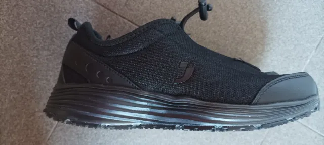 Tênis de segurança pretos