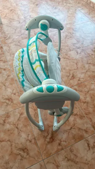 Hamaca columpio musical para bebé