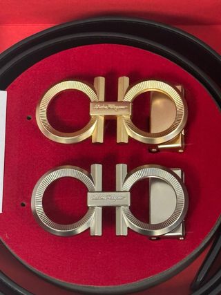 Cinturón Salvatore Ferragamo 115cm con hebillas