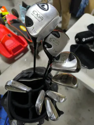Set de Palos de Golf EXIA Titanium Matrix