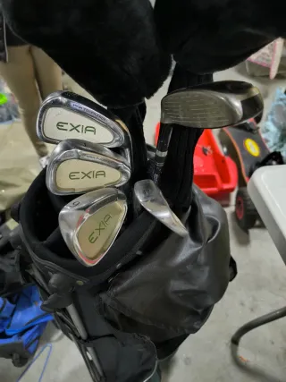 Set de Palos de Golf EXIA Titanium Matrix