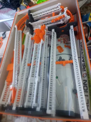 Juego Clementoni Action & Reaction