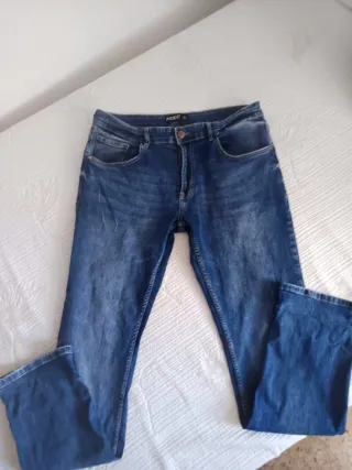 Pantalón vaquero Inside Talla 46