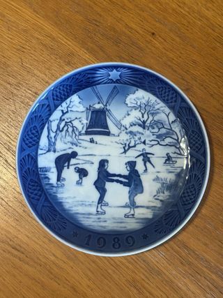 Piatto Royal Copenaghen 1989