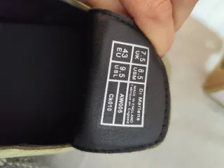 Zapatillas Dr. Martens Verde Oliva