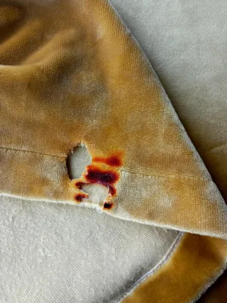 Tavolo barella con gonne e cristallo