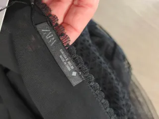 Falda Zara Negra Tul