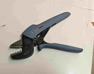 FACOM 985895 ALICATES PARA PRENSAR PUNTERAS