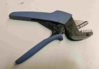 FACOM 985895 ALICATES PARA PRENSAR PUNTERAS