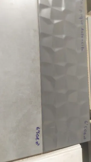 Revestimiento 1ª Calidad . Almacén de azulejos