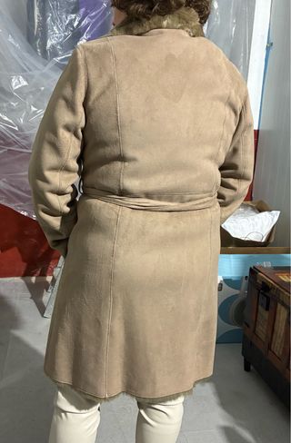 Abrigo imitación piel 46 NUEVO.