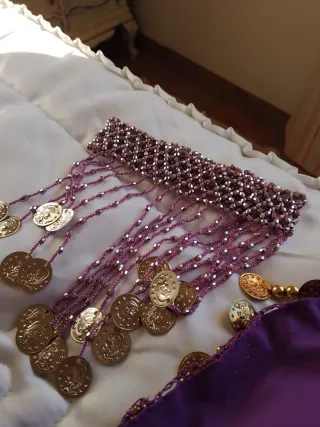 Traje Danza Oriental Morado y Dorado