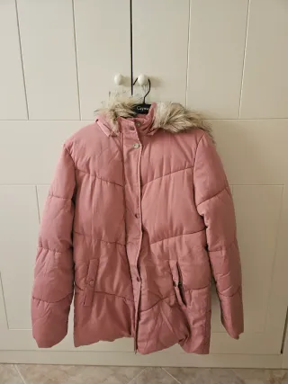 Plumífero rosa con capucha Talla M