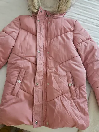 Plumífero rosa con capucha Talla M