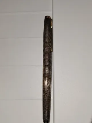 Pluma Parker años 50 de plata y oro 14k.