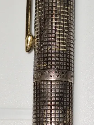 Pluma Parker años 50 de plata y oro 14k.