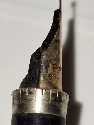 Pluma Parker años 50 de plata y oro 14k.