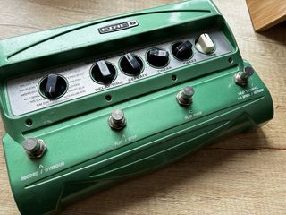 Delay Looper para guitarra Line6 DL4 modeler