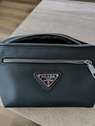 Riñonera Prada Nylon Negra