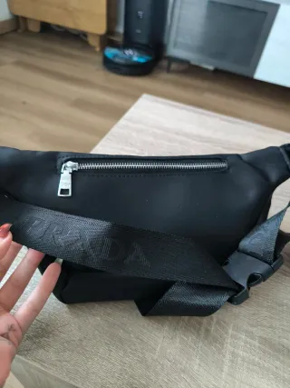 Riñonera Prada Nylon Negra