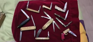 Collezione di Coltelli da Collezione in Miniatura